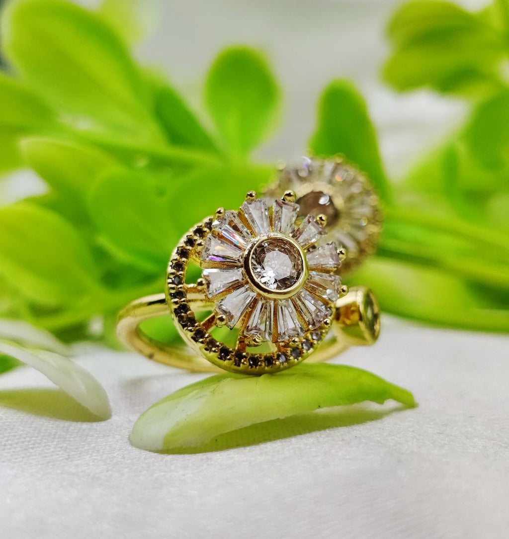 1 Piece Elegant Moveable Radiance Sunflower Ring – Timeless Sparkle 🌟 | Luxurious Design Ring | Adjustable Ring | Ring For Girls & Women ✨